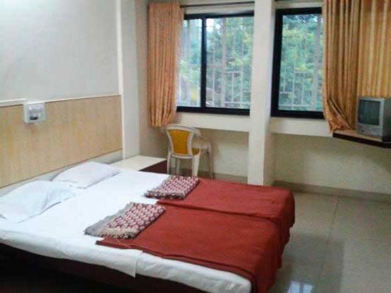 Hotel Shreeman, Satara 3